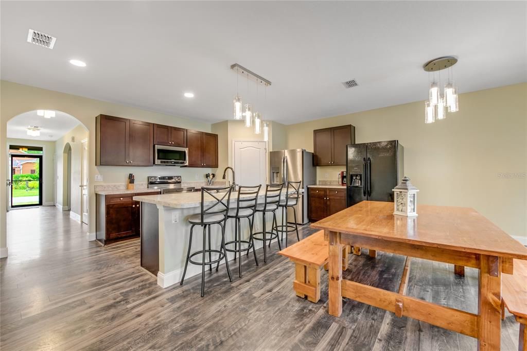 Active With Contract: $459,000 (4 beds, 2 baths, 1806 Square Feet)