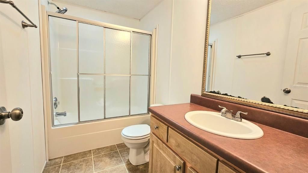 最近租的: $1,700 (3 贝兹, 2 浴室, 2040 平方英尺)