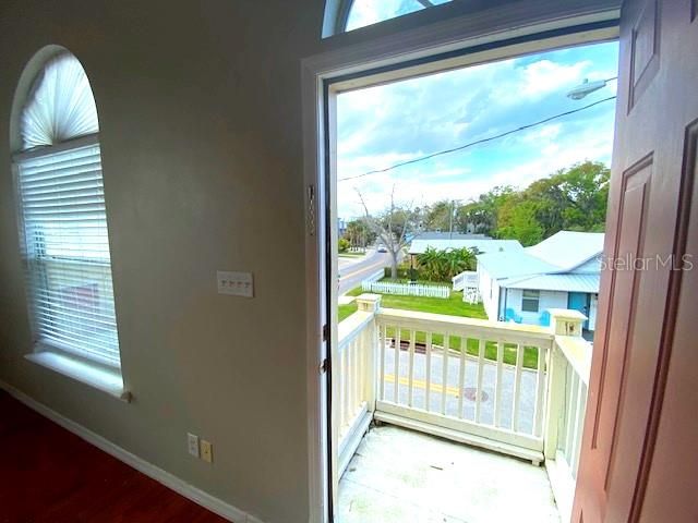 For Sale: $429,900 (2 beds, 2 baths, 1020 Square Feet)