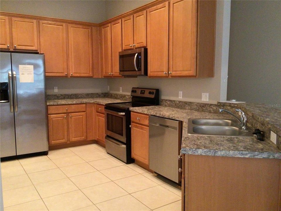For Rent: $1,867 (2 beds, 2 baths, 1200 Square Feet)