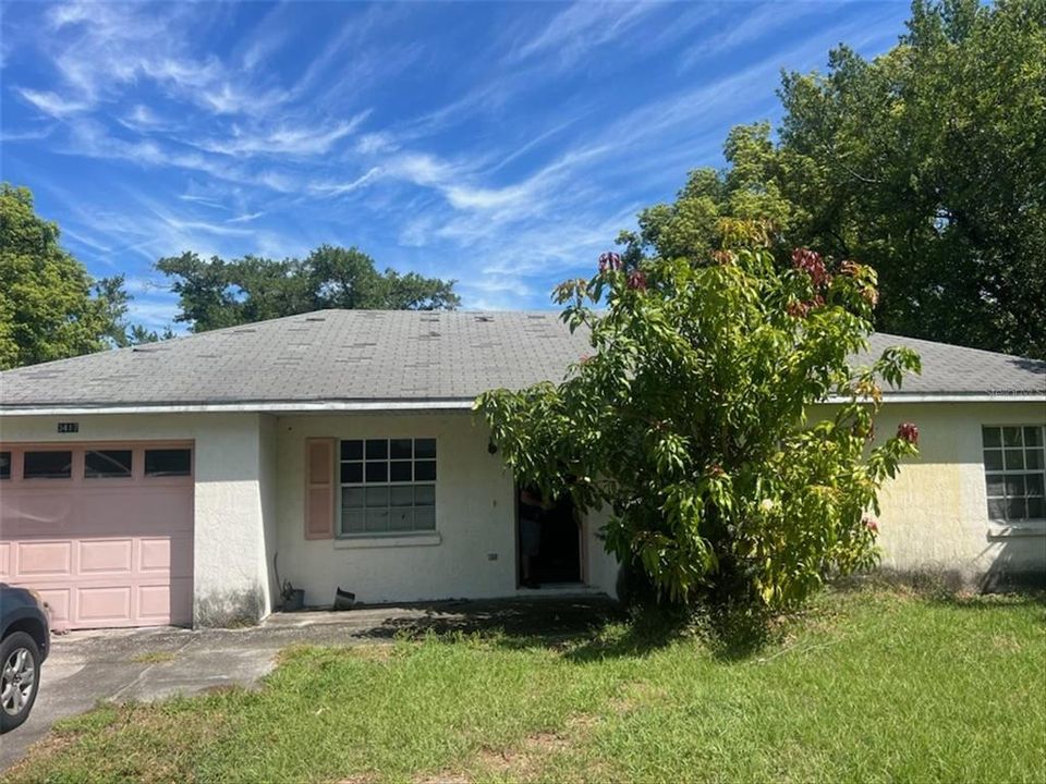 Recently Sold: $195,000 (3 beds, 1 baths, 984 Square Feet)