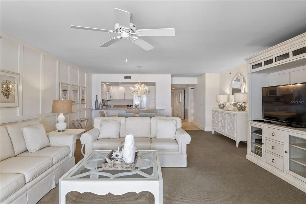Active With Contract: $1,225,000 (3 beds, 2 baths, 1556 Square Feet)