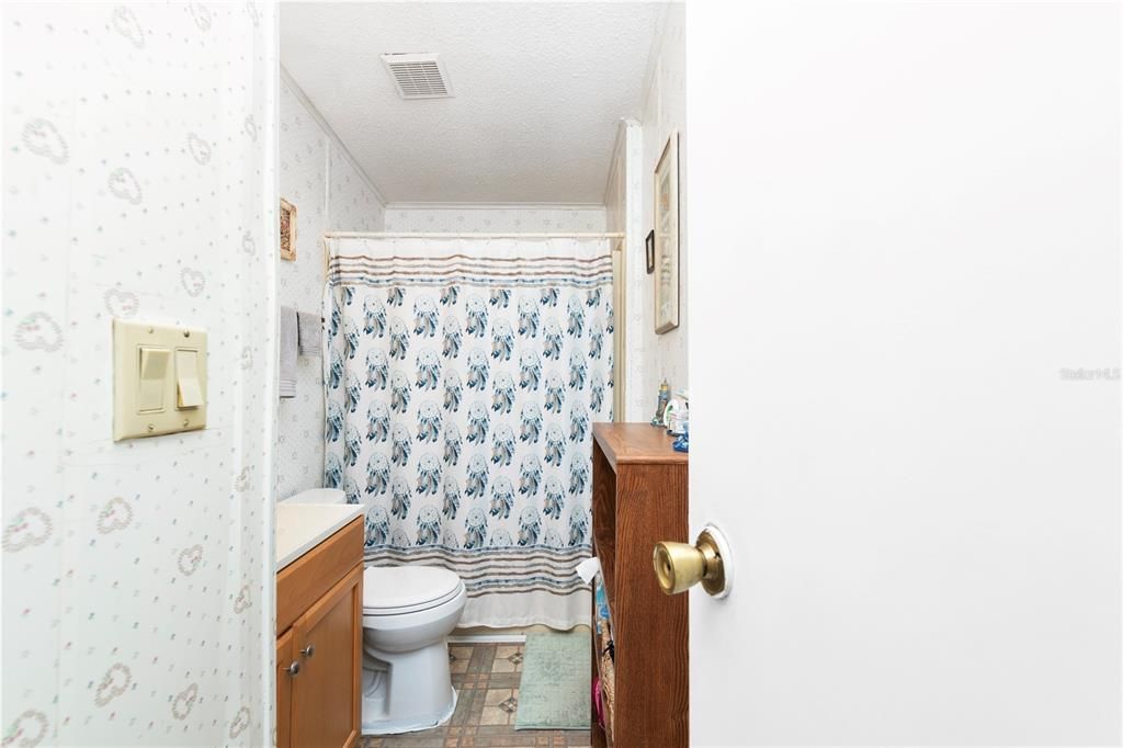 最近售出: $235,000 (3 贝兹, 2 浴室, 1756 平方英尺)