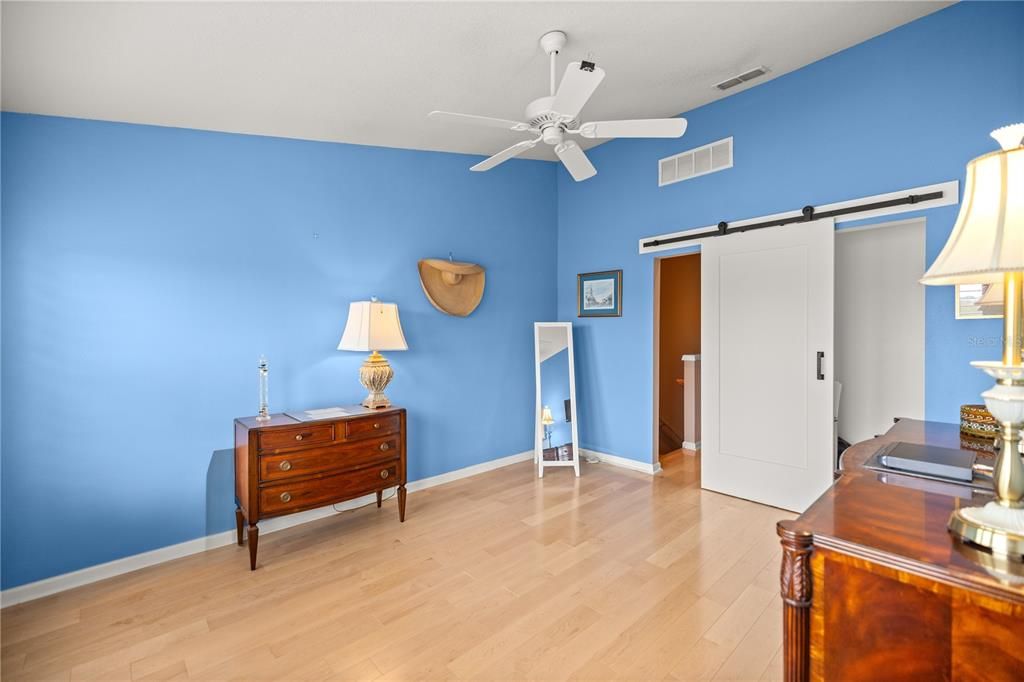 For Sale: $385,000 (3 beds, 2 baths, 1672 Square Feet)