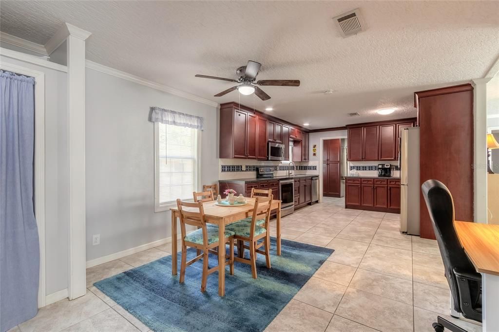 Active With Contract: $259,500 (4 beds, 2 baths, 1620 Square Feet)