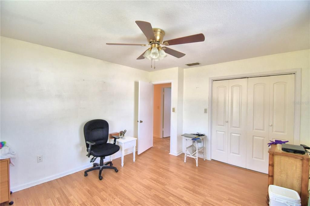 For Sale: $382,900 (3 beds, 2 baths, 1967 Square Feet)