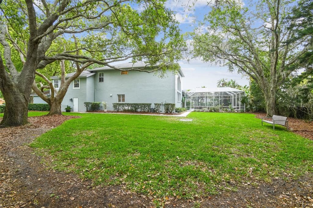 Recently Sold: $1,300,000 (4 beds, 4 baths, 3744 Square Feet)