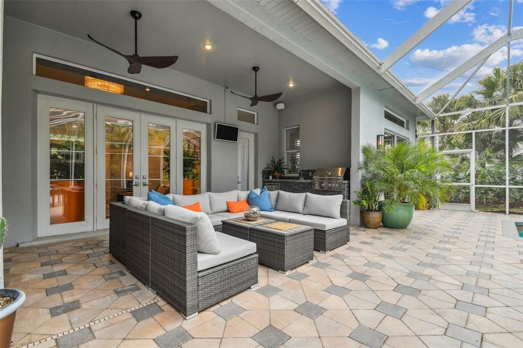 Recently Sold: $1,300,000 (4 beds, 4 baths, 3744 Square Feet)