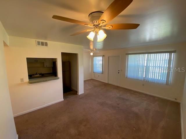 For Sale: $99,000 (1 beds, 1 baths, 585 Square Feet)