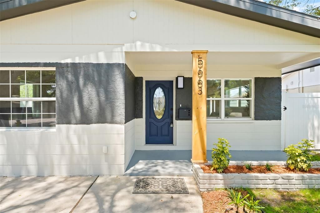 Recently Sold: $475,000 (3 beds, 2 baths, 1288 Square Feet)