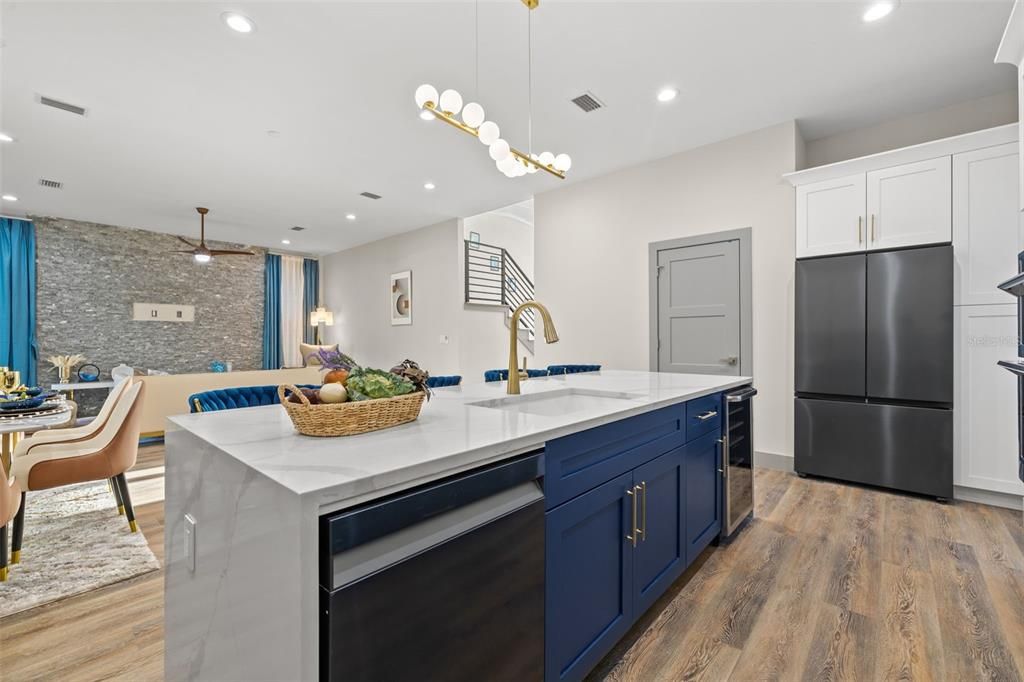 Active With Contract: $1,095,000 (4 beds, 3 baths, 2790 Square Feet)