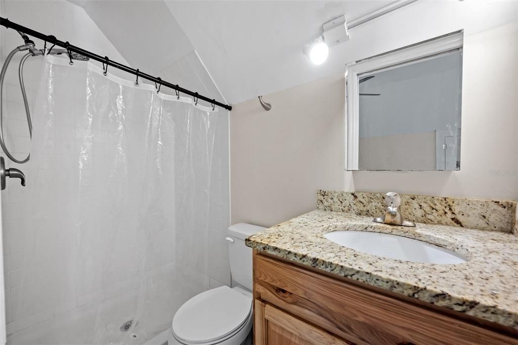 Недавно продано: $950,000 (2 спален, 2 ванн, 1912 Квадратных фут)