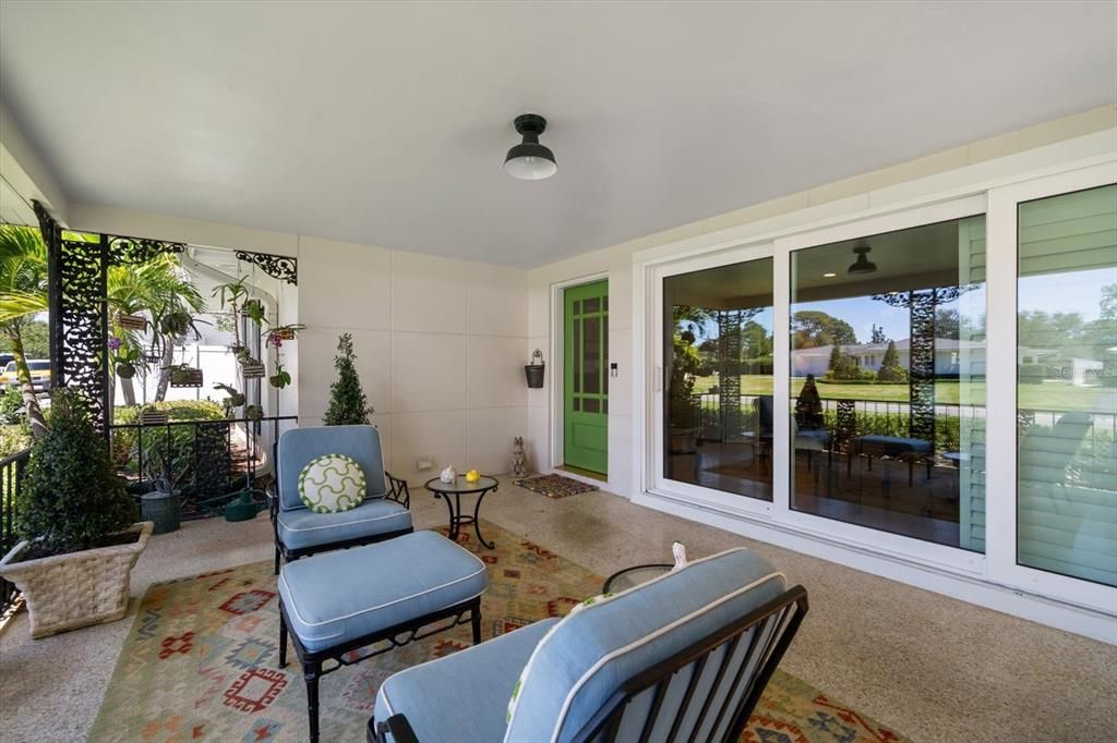 Active With Contract: $1,195,000 (3 beds, 3 baths, 2410 Square Feet)