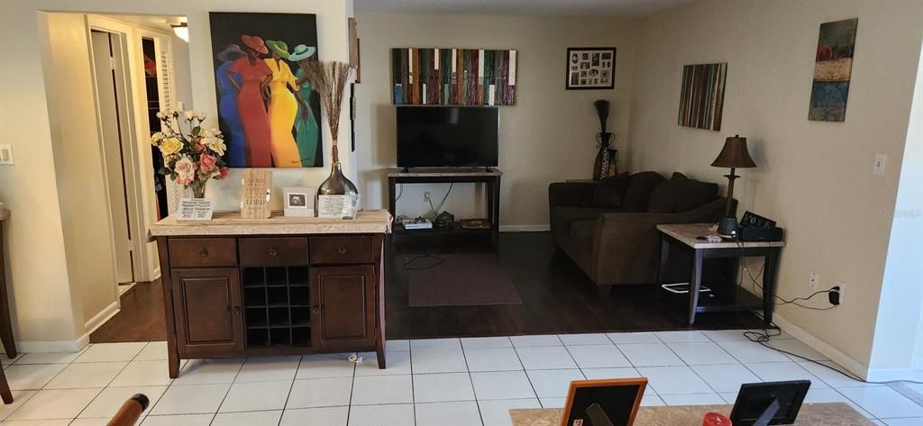 For Sale: $137,000 (2 beds, 2 baths, 1088 Square Feet)