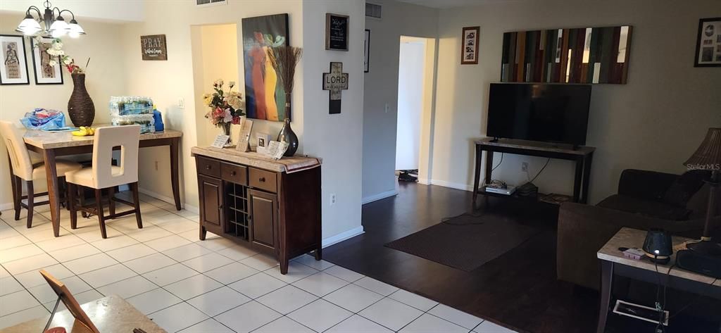 For Sale: $137,000 (2 beds, 2 baths, 1088 Square Feet)
