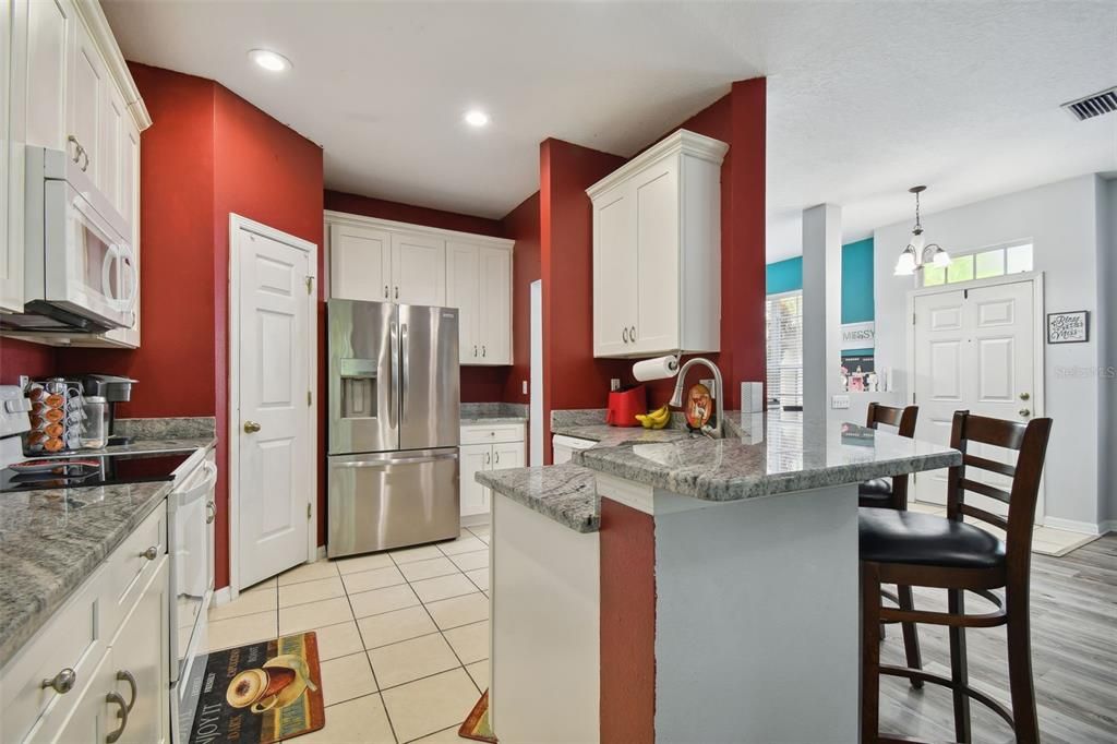 For Sale: $325,000 (3 beds, 2 baths, 1686 Square Feet)