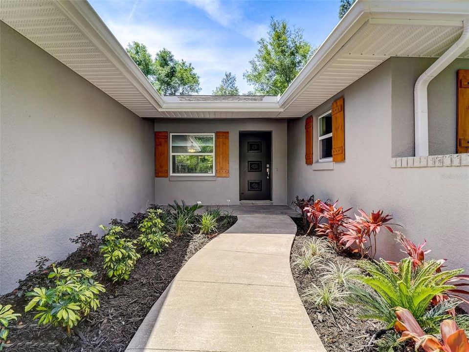 For Sale: $538,901 (4 beds, 2 baths, 1949 Square Feet)