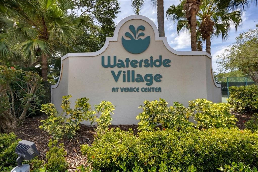 Recently Sold: $299,900 (2 beds, 2 baths, 1176 Square Feet)