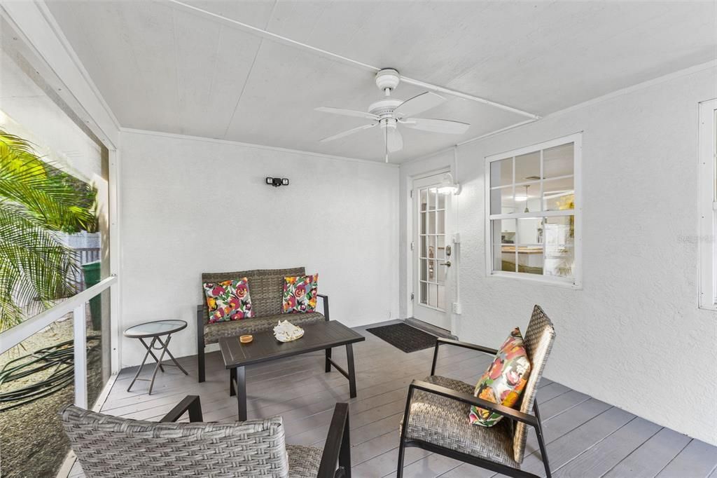 For Sale: $1,799,500 (3 beds, 2 baths, 1506 Square Feet)