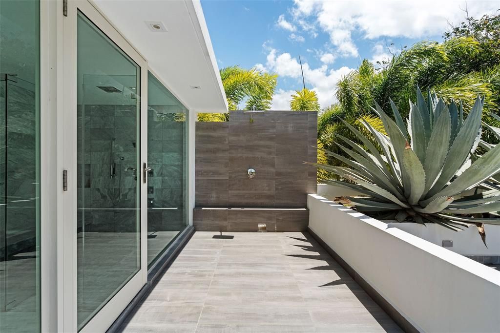 待售: $12,900,000 (6 贝兹, 8 浴室, 9827.4 平方英尺)