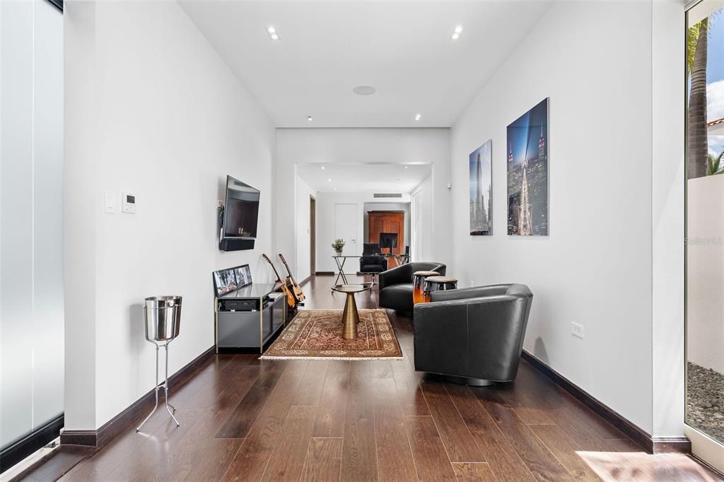 待售: $12,900,000 (6 贝兹, 8 浴室, 9827.4 平方英尺)