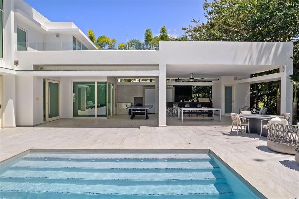 待售: $12,900,000 (6 贝兹, 8 浴室, 9827.4 平方英尺)