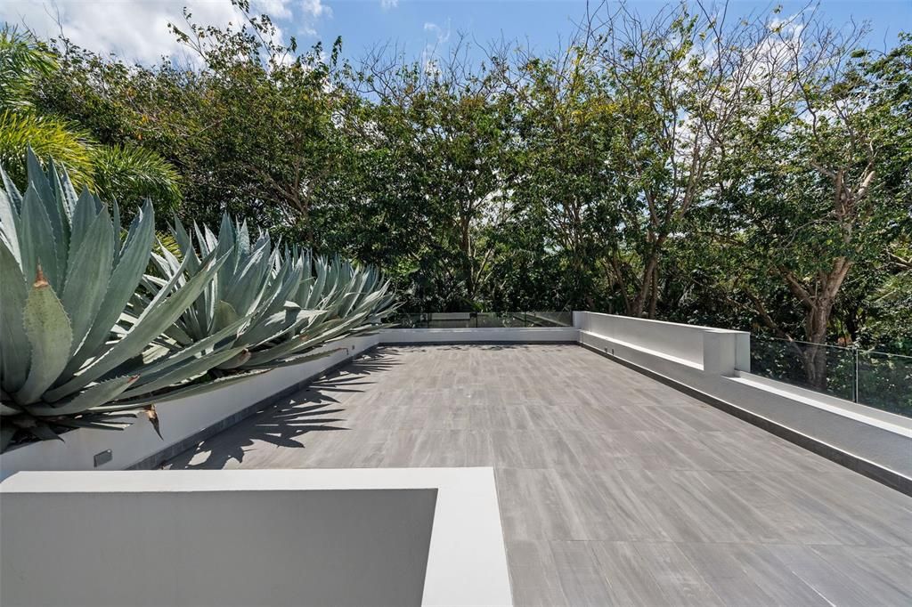 待售: $12,900,000 (6 贝兹, 8 浴室, 9827.4 平方英尺)