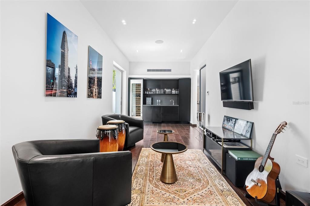 待售: $12,900,000 (6 贝兹, 8 浴室, 9827.4 平方英尺)