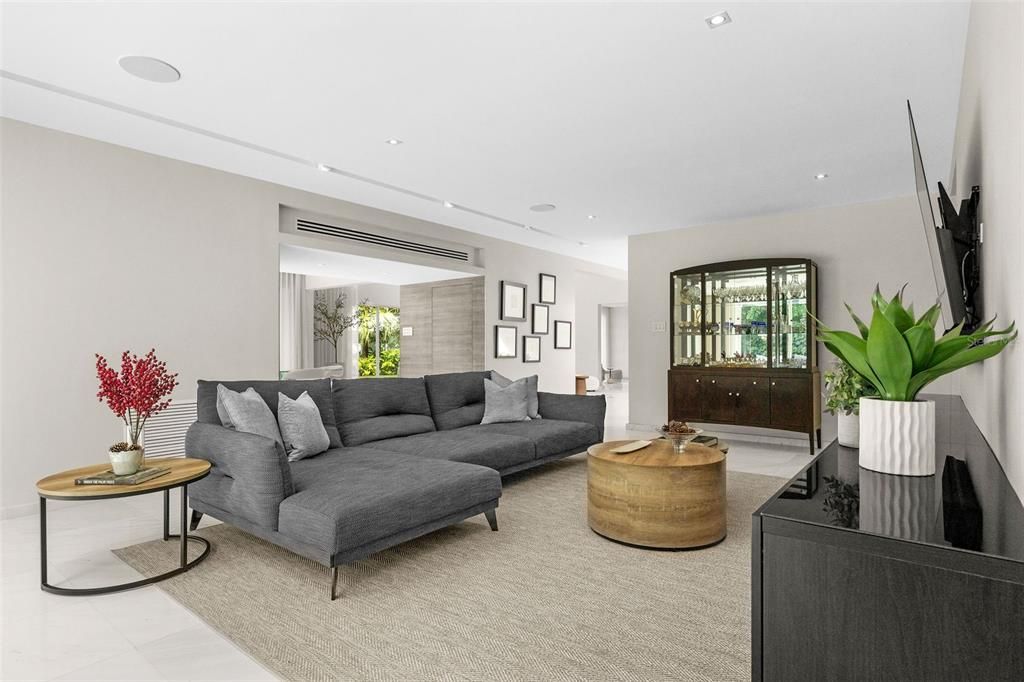 待售: $12,900,000 (6 贝兹, 8 浴室, 9827.4 平方英尺)