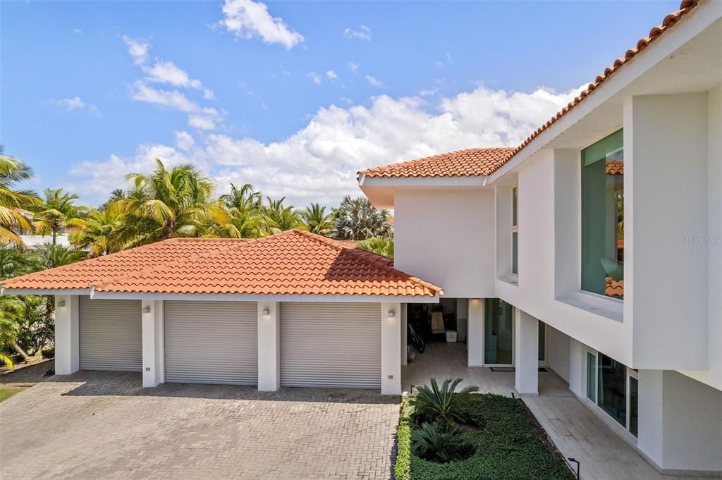 待售: $12,900,000 (6 贝兹, 8 浴室, 9827.4 平方英尺)