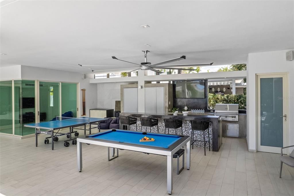 待售: $12,900,000 (6 贝兹, 8 浴室, 9827.4 平方英尺)