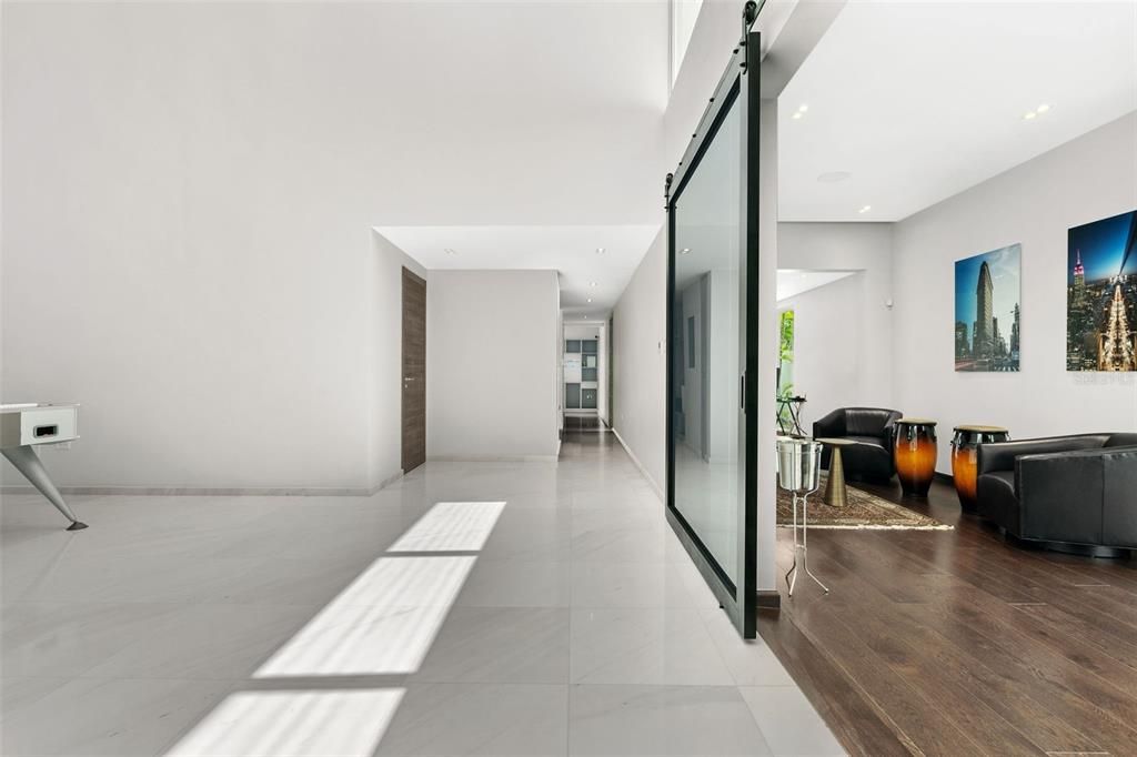 待售: $12,900,000 (6 贝兹, 8 浴室, 9827.4 平方英尺)