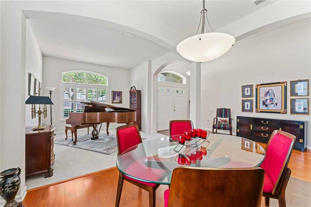 Active With Contract: $560,000 (4 beds, 2 baths, 2534 Square Feet)