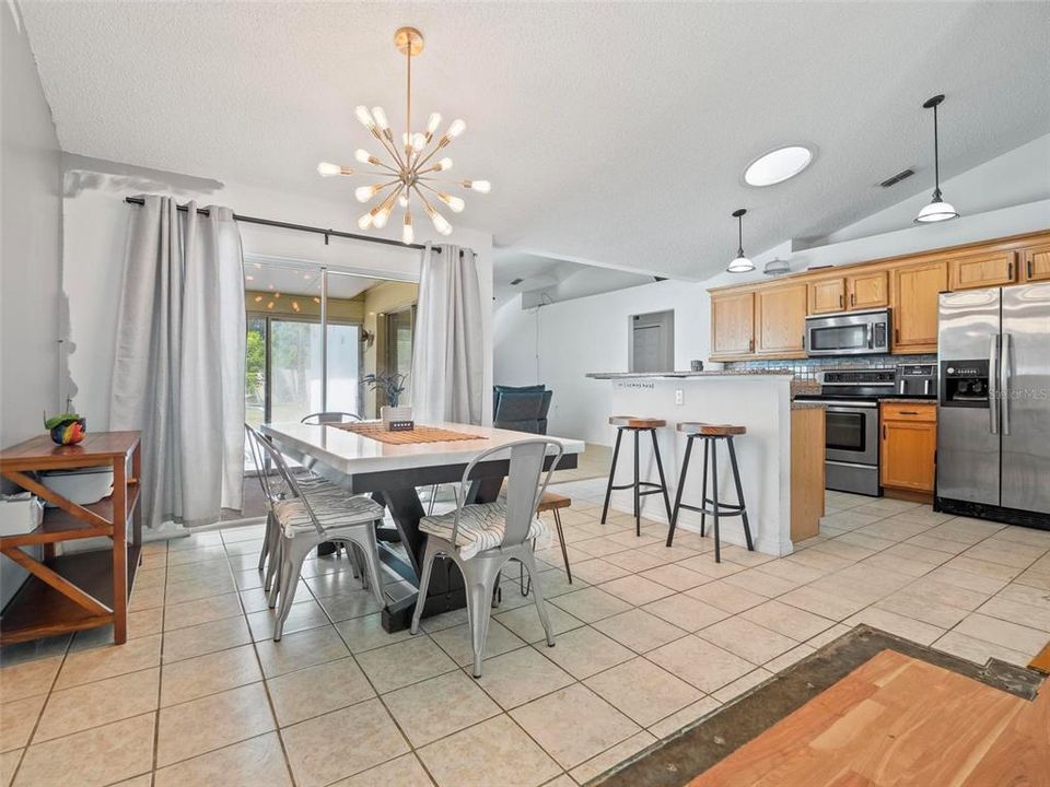 For Sale: $345,000 (3 beds, 2 baths, 1535 Square Feet)