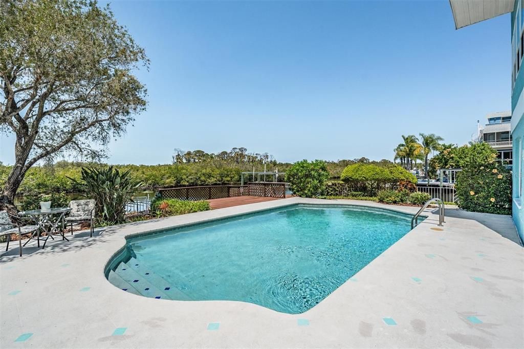 For Sale: $1,495,000 (4 beds, 4 baths, 3500 Square Feet)