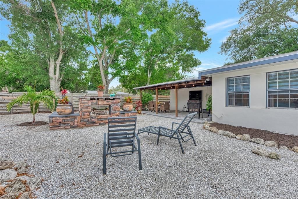 Recently Sold: $799,000 (4 beds, 2 baths, 2083 Square Feet)