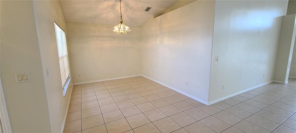 For Rent: $2,300 (4 beds, 2 baths, 1740 Square Feet)