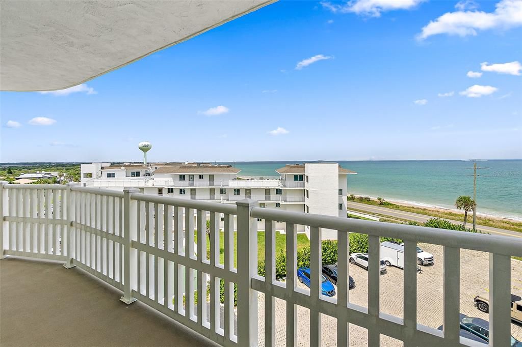 Active With Contract: $2,750 (2 beds, 2 baths, 1290 Square Feet)