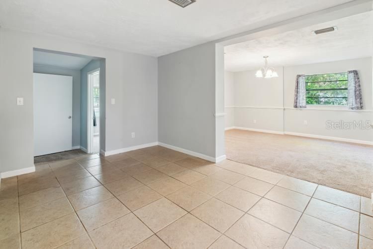 Active With Contract: $185,000 (3 beds, 2 baths, 1198 Square Feet)