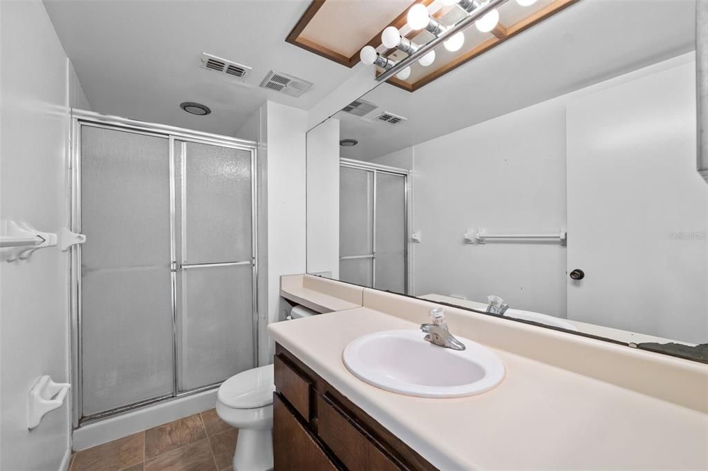 Primary Bathroom w/ Stand Up Shower