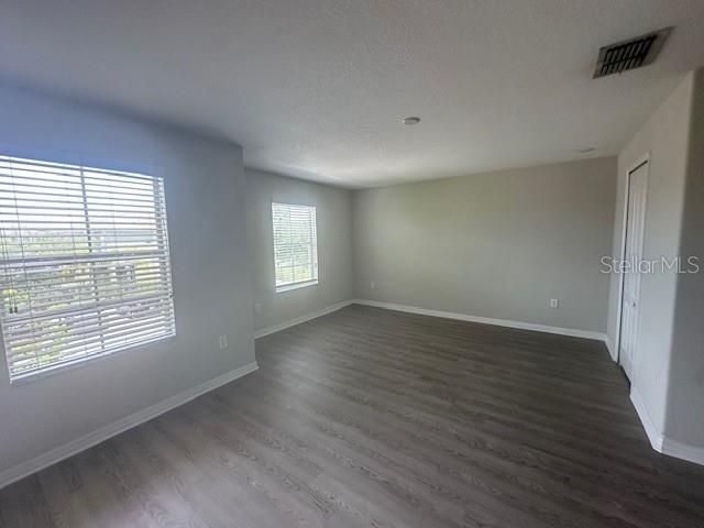 For Sale: $265,000 (2 beds, 2 baths, 1578 Square Feet)