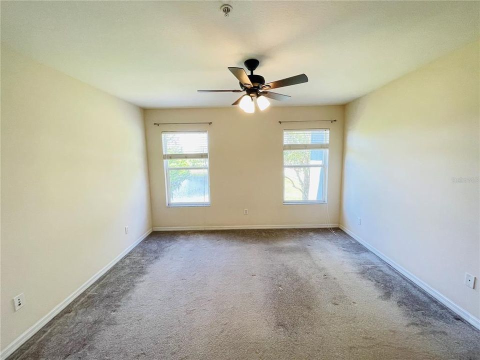 For Rent: $2,299 (3 beds, 2 baths, 1475 Square Feet)