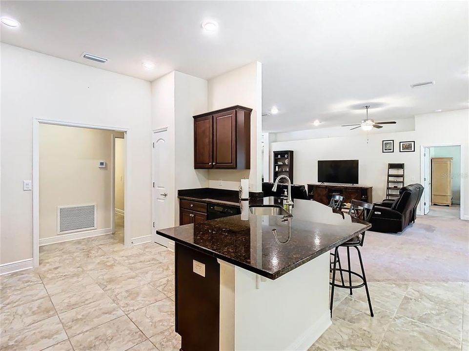 Active With Contract: $445,000 (4 beds, 3 baths, 2539 Square Feet)