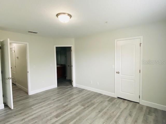 Active With Contract: $2,100 (3 beds, 2 baths, 1530 Square Feet)