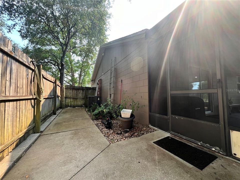 For Sale: $319,900 (3 beds, 2 baths, 1440 Square Feet)