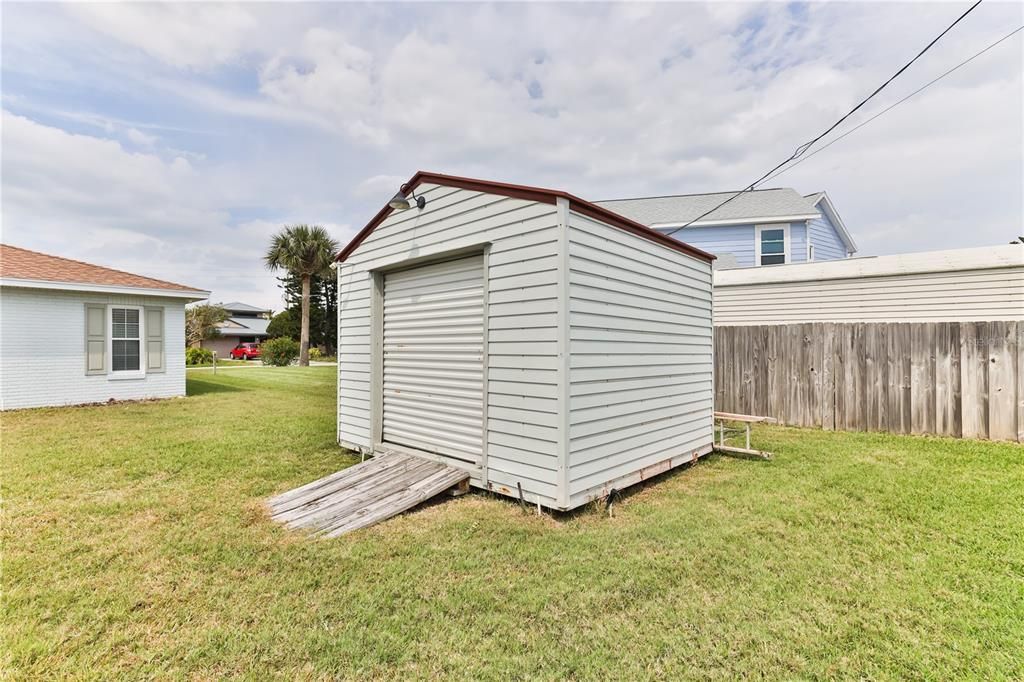 For Sale: $599,000 (3 beds, 2 baths, 1710 Square Feet)