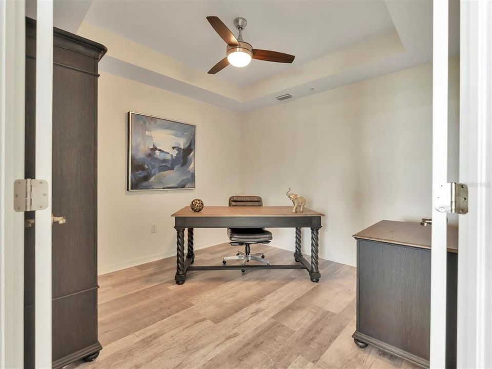 Recently Sold: $459,000 (2 beds, 2 baths, 1336 Square Feet)