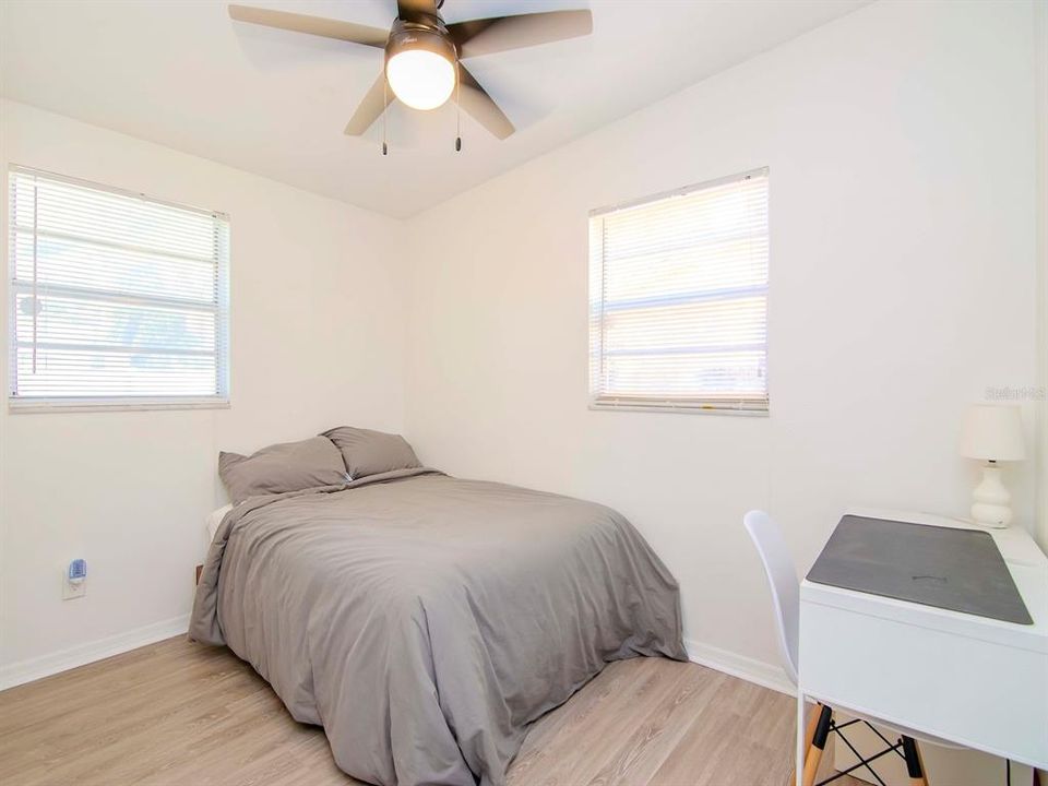 For Sale: $450,000 (3 beds, 2 baths, 1220 Square Feet)