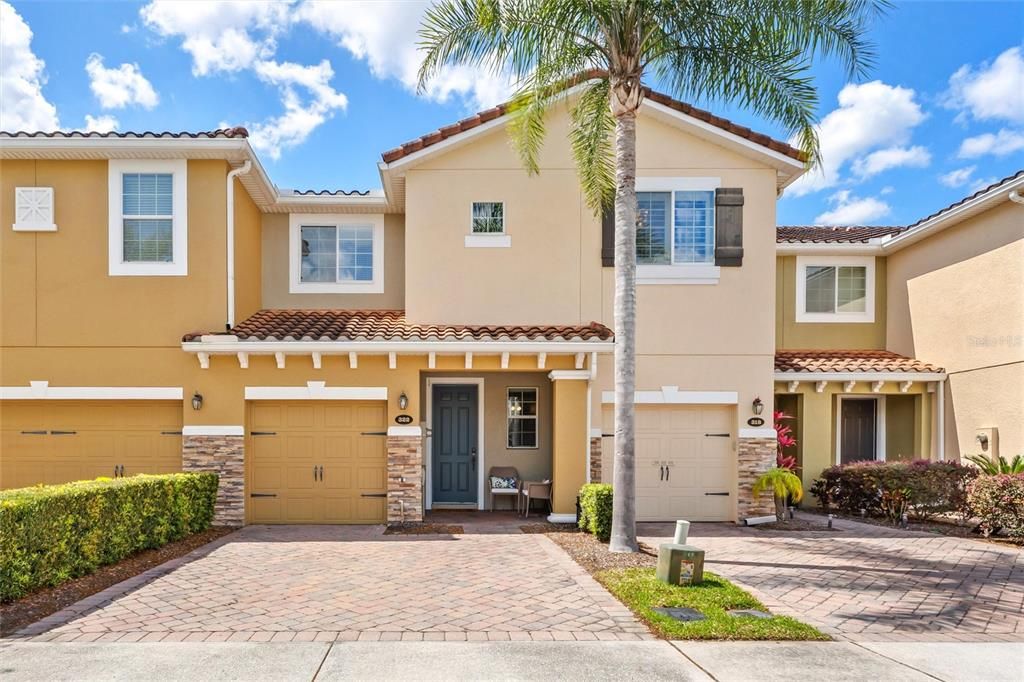 Recently Sold: $396,000 (3 beds, 2 baths, 1835 Square Feet)