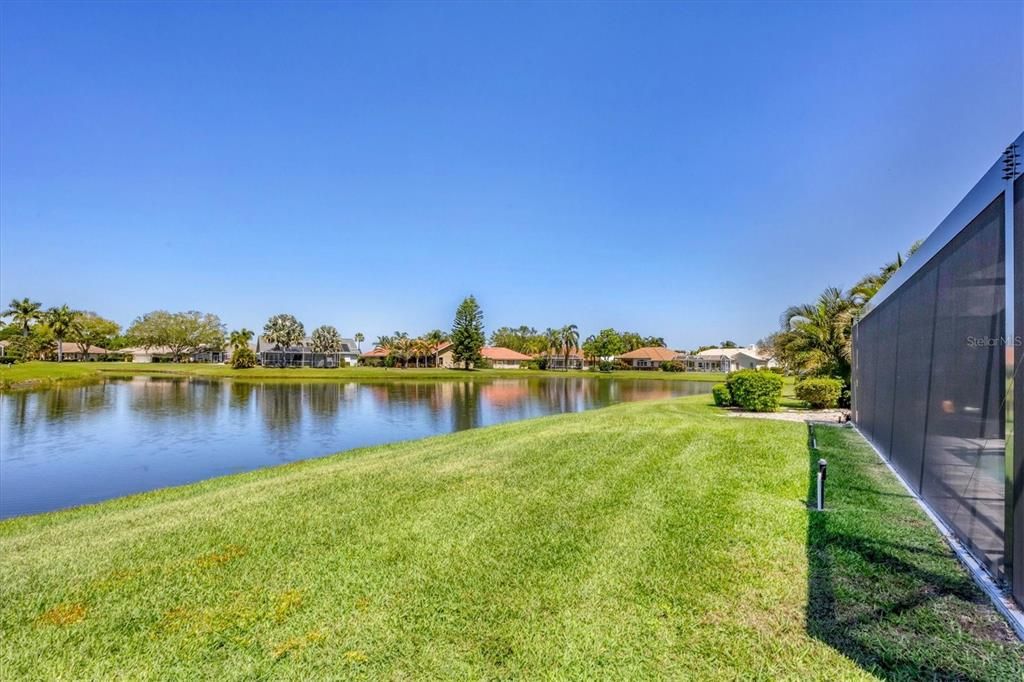 Active With Contract: $600,000 (3 beds, 2 baths, 1950 Square Feet)